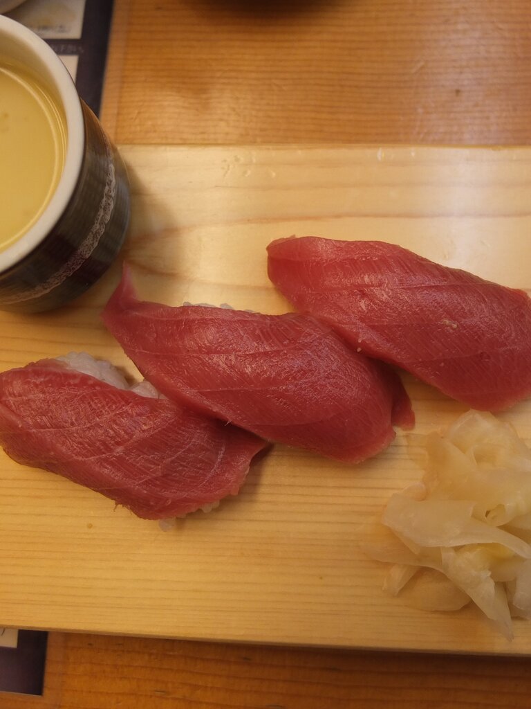 Sushi zum Frühstück | © Manuela Holert
